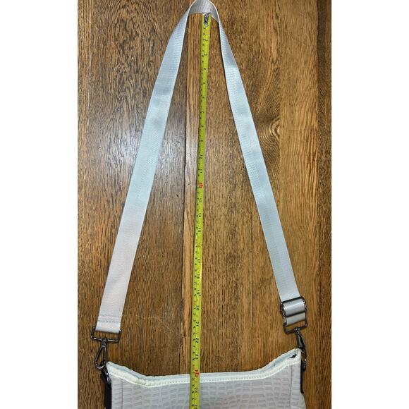 Haute Shore Neoprene Crossbody Purse in Cream Croc Print Adjustable Strap - Picture 13 of 13